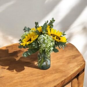 Luz de Girasol – Arreglo con Girasoles y Hortensias