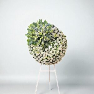 Corona Fúnebre Blanca Clásica – Tributo de Paz